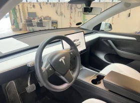 Tesla Model Y DualMotor/LongRange/4x4/Matrix/514hp/БялСалон  - 31550 € / 61706.44 лв. - 23970005 9
