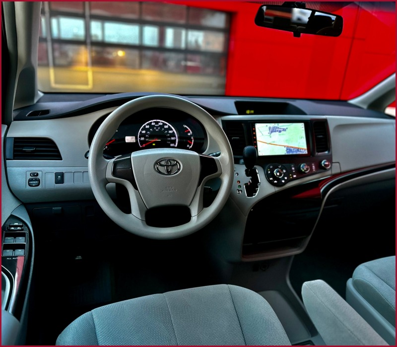 Toyota Sienna * ПРОМО ЦЕНА* 3.5 , снимка 8 - Автомобили и джипове - 42345957