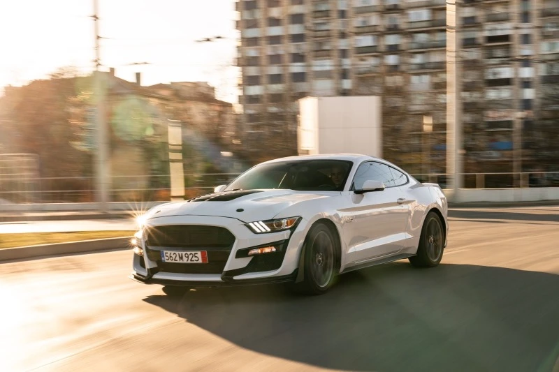 Ford Mustang 5.0 GT, снимка 3 - Автомобили и джипове - 44246287