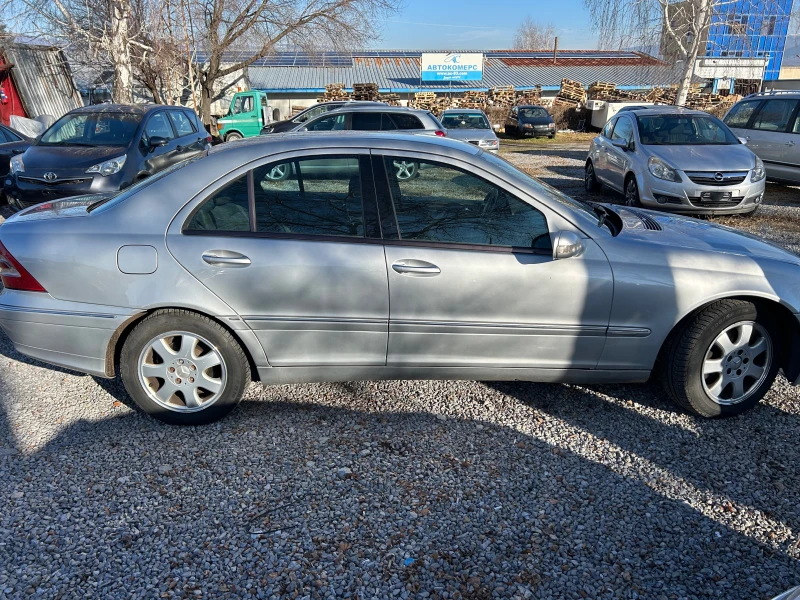 Mercedes-Benz C 180 1.8-163к.авт., снимка 7 - Автомобили и джипове - 48574418