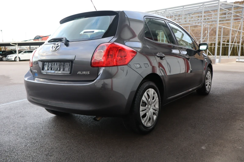 Toyota Auris 1.33i-vvti-6ск-164000км, снимка 4 - Автомобили и джипове - 48636897