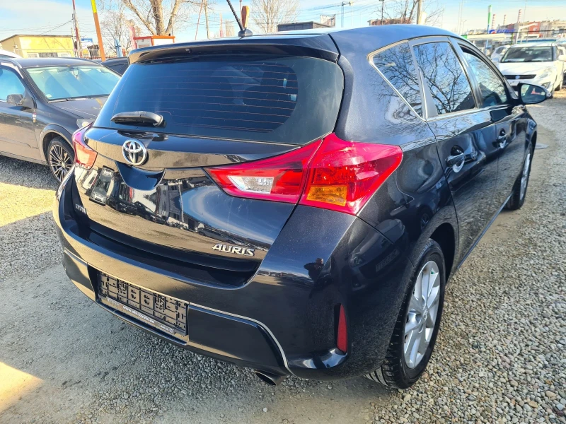 Toyota Auris 1.6 NAVI, снимка 7 - Автомобили и джипове - 49415964