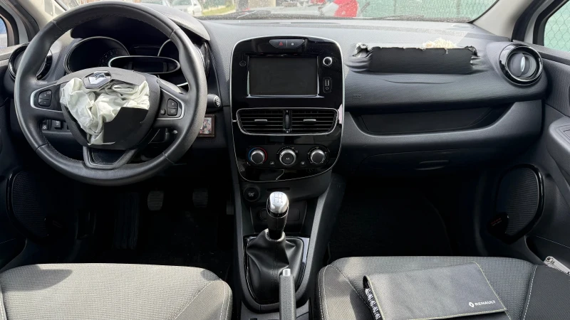 Renault Clio 0.9TCe 90к.с. H4BG412 2019г., снимка 8 - Автомобили и джипове - 49470342