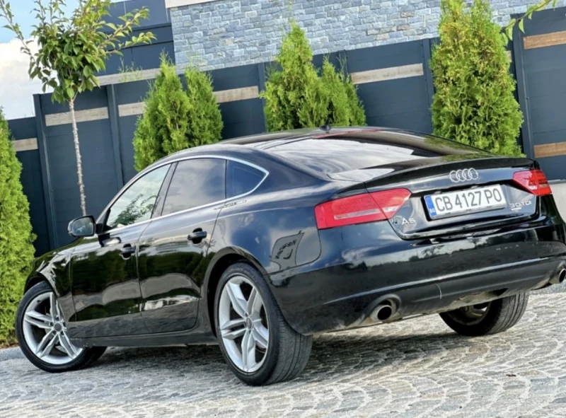 Audi A5 ПАНОРАМА* ПОДГРЕВ* ЕЛ СЕДАЛКИ* ЛИЗИНГ* БАРТЕР* , снимка 3 - Автомобили и джипове - 51353989