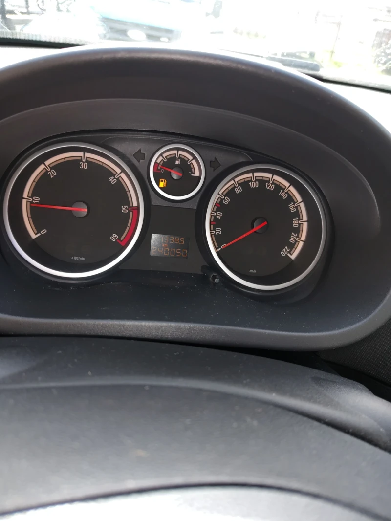 Opel Corsa 1.3cdti, снимка 7 - Автомобили и джипове - 52430621