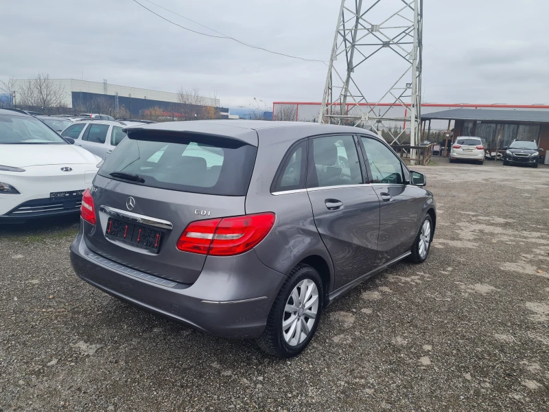 Mercedes-Benz B 180 1.8CDI НАВИ-КАМЕРА-ПЕРФЕКТЕН, снимка 4 - Автомобили и джипове - 52592708