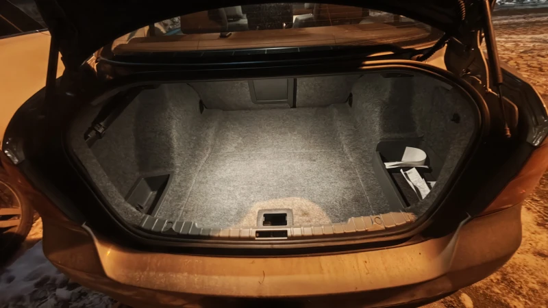 BMW 320, снимка 3 - Автомобили и джипове - 53048693