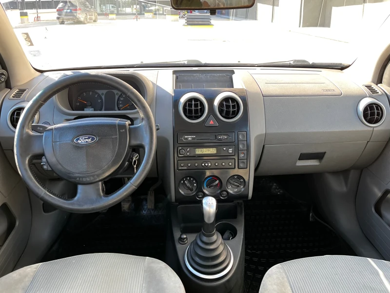 Ford Fusion 1.4TDCI/2003/Г, снимка 13 - Автомобили и джипове - 53133732