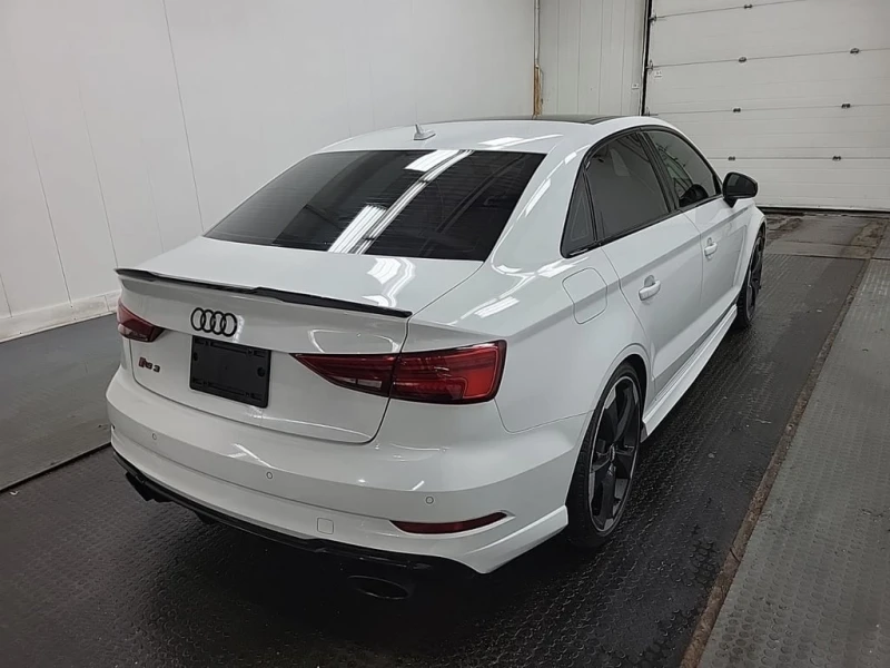 Audi Rs3 2.5 TFSI S TRONIC  CARFAX, снимка 3 - Автомобили и джипове - 53340446