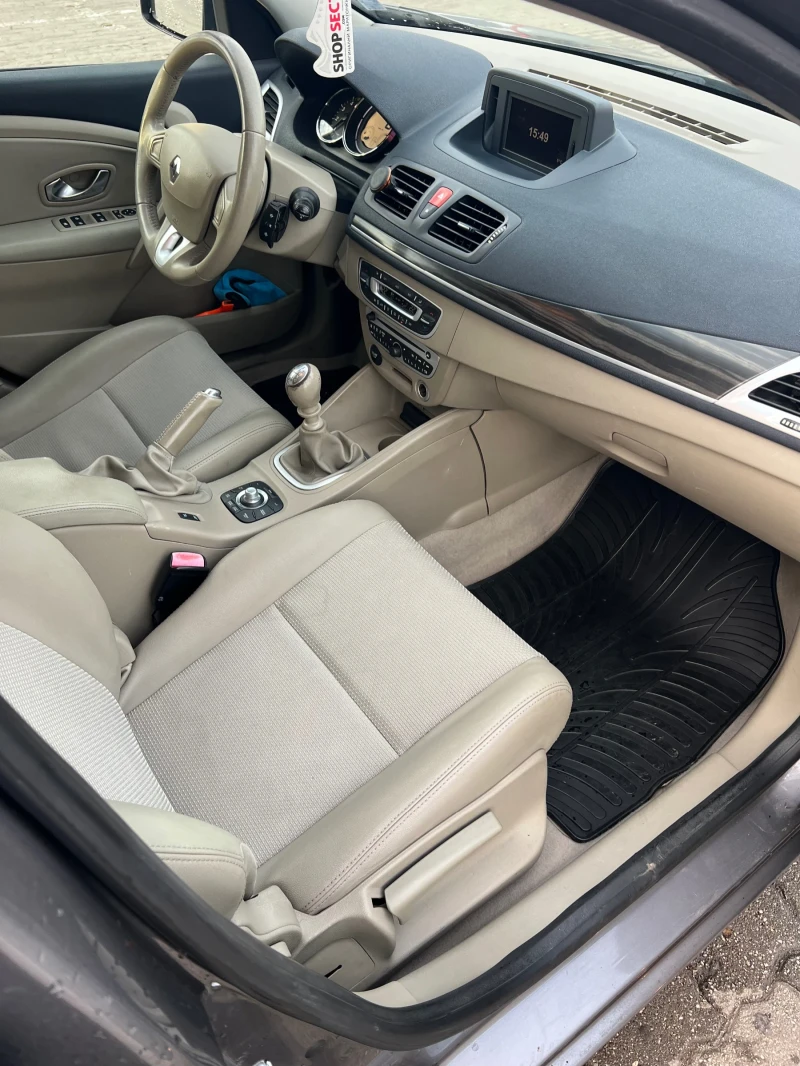 Renault Megane Renault Megane III 1.9 dCi (131 кс), снимка 8 - Автомобили и джипове - 53409181