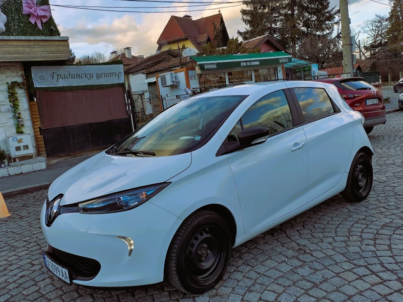 Renault Zoe R110, снимка 3 - Автомобили и джипове - 53445916
