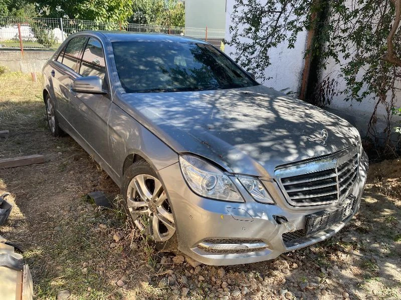 Mercedes-Benz E 200 CDI 143k , снимка 1 - Автомобили и джипове - 34250076