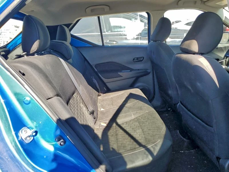 Nissan Micra 1.6L 4 Front-wheel Drive, снимка 3 - Автомобили и джипове - 52903004