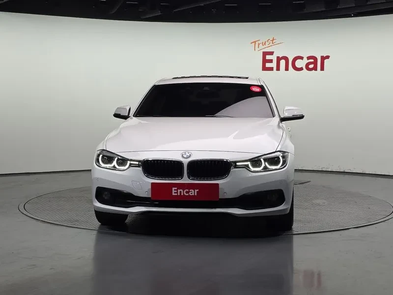 BMW 320 d, снимка 3 - Автомобили и джипове - 54593009