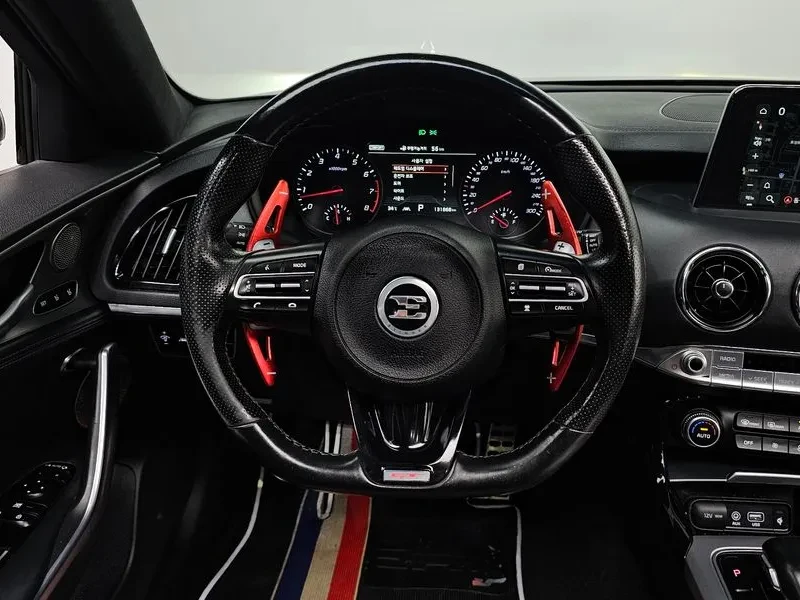 Kia Stinger 3.3 Turbo Awd Gt, снимка 11 - Автомобили и джипове - 55574347