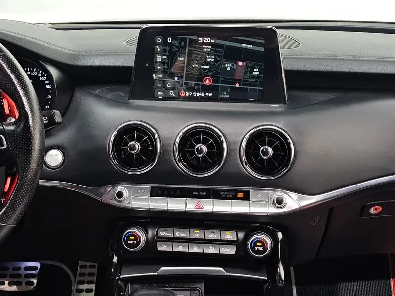 Kia Stinger 3.3 Turbo Awd Gt, снимка 14 - Автомобили и джипове - 55574347