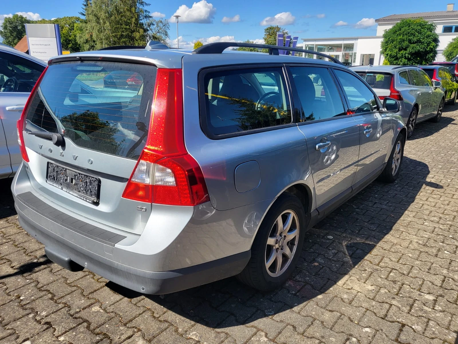 Volvo V70 2.0 i Лизинг  - изображение 4