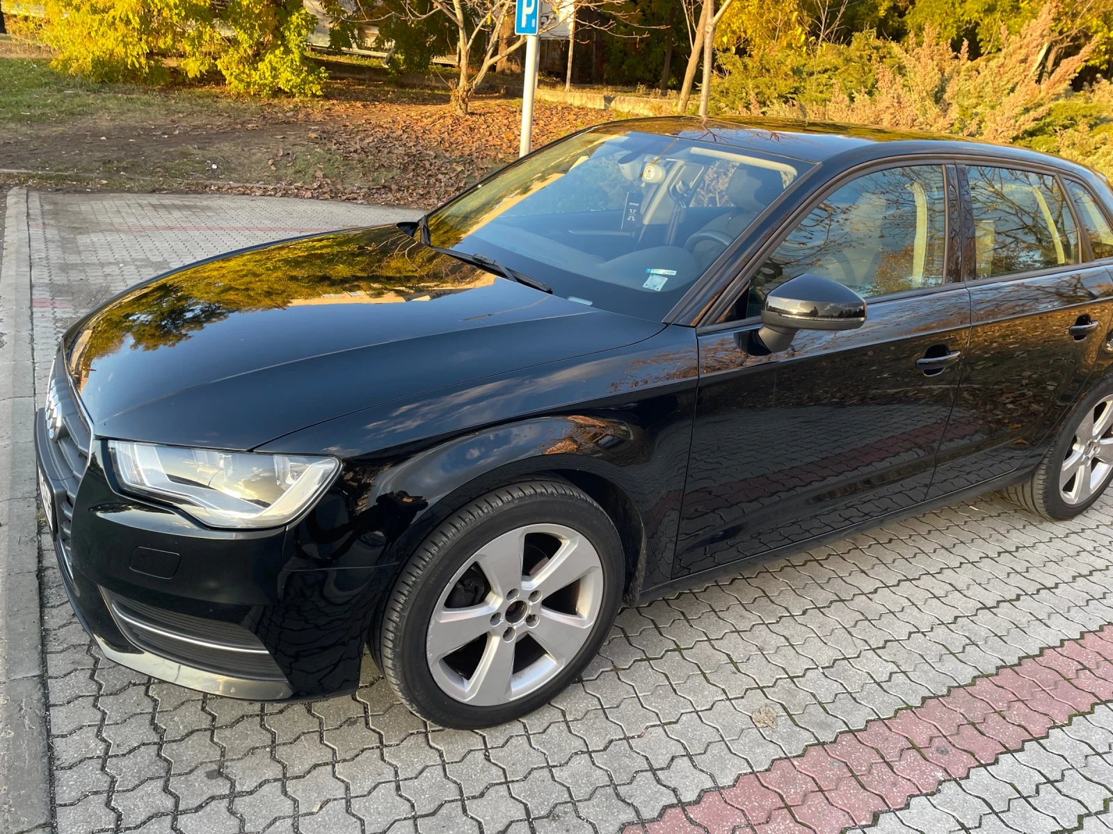 Audi A3 Sportback 1.2tfsi - изображение 2