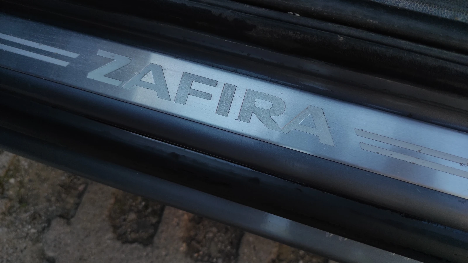 Opel Zafira B - изображение 6