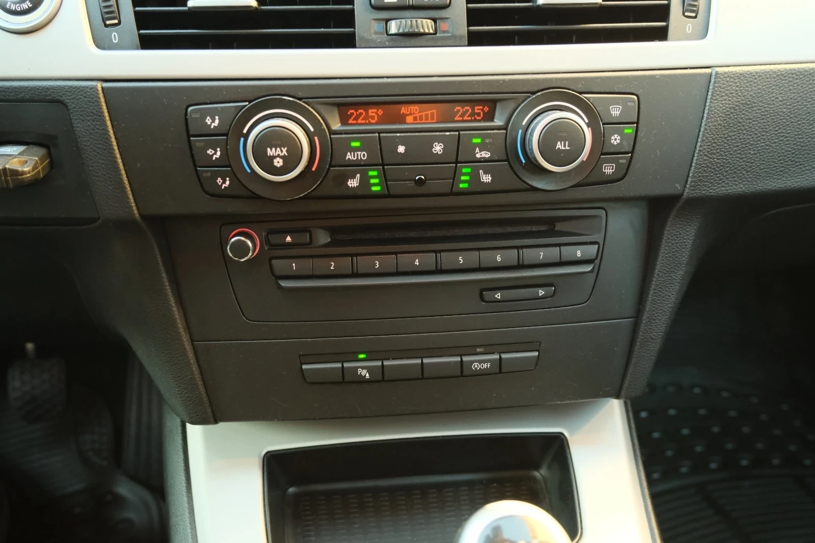 BMW 318  2.0D 143 FACELIFT/NAVI - изображение 10