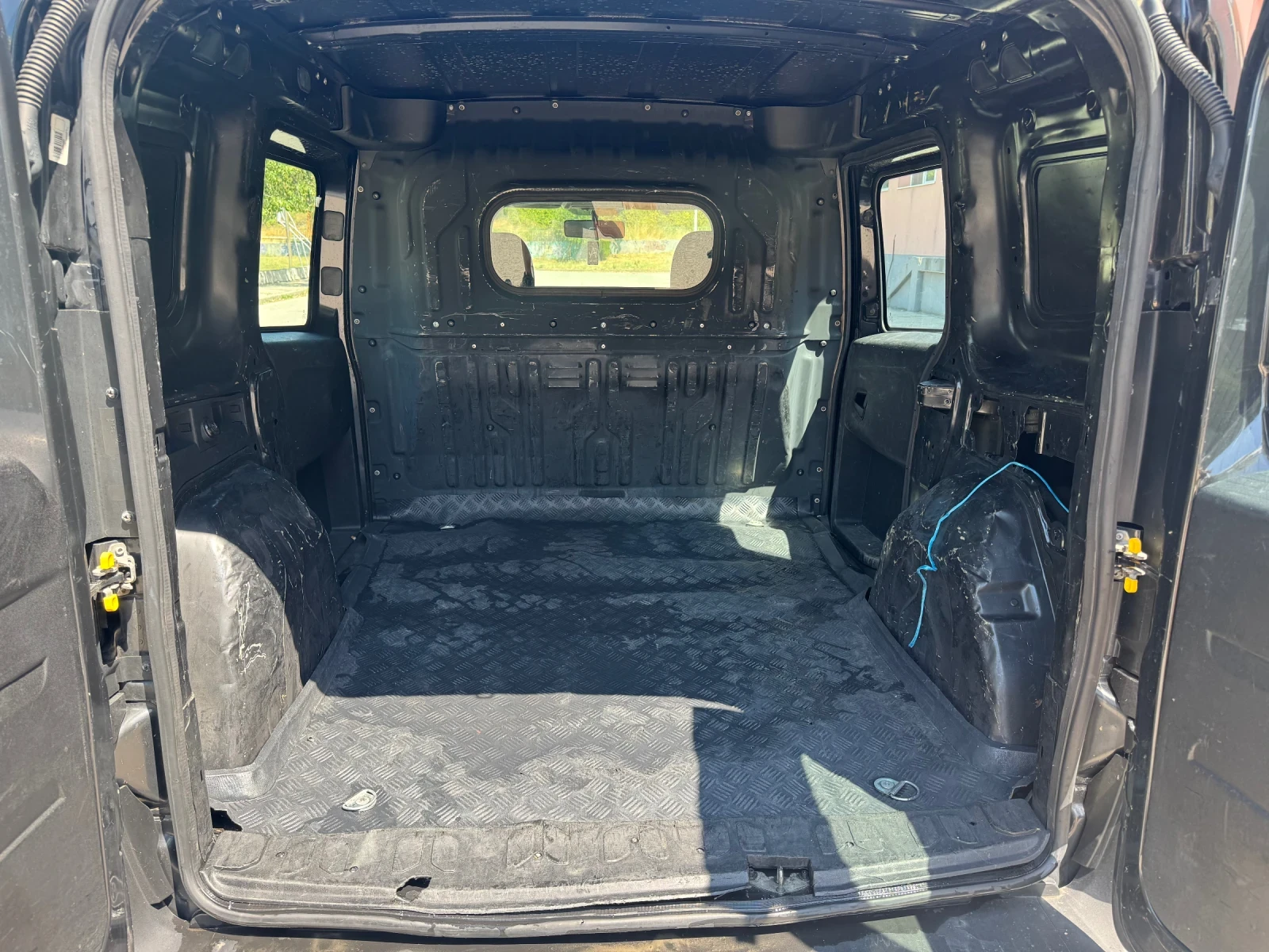 Fiat Doblo 1.4 ГАЗ Ръчка 75кс - изображение 10