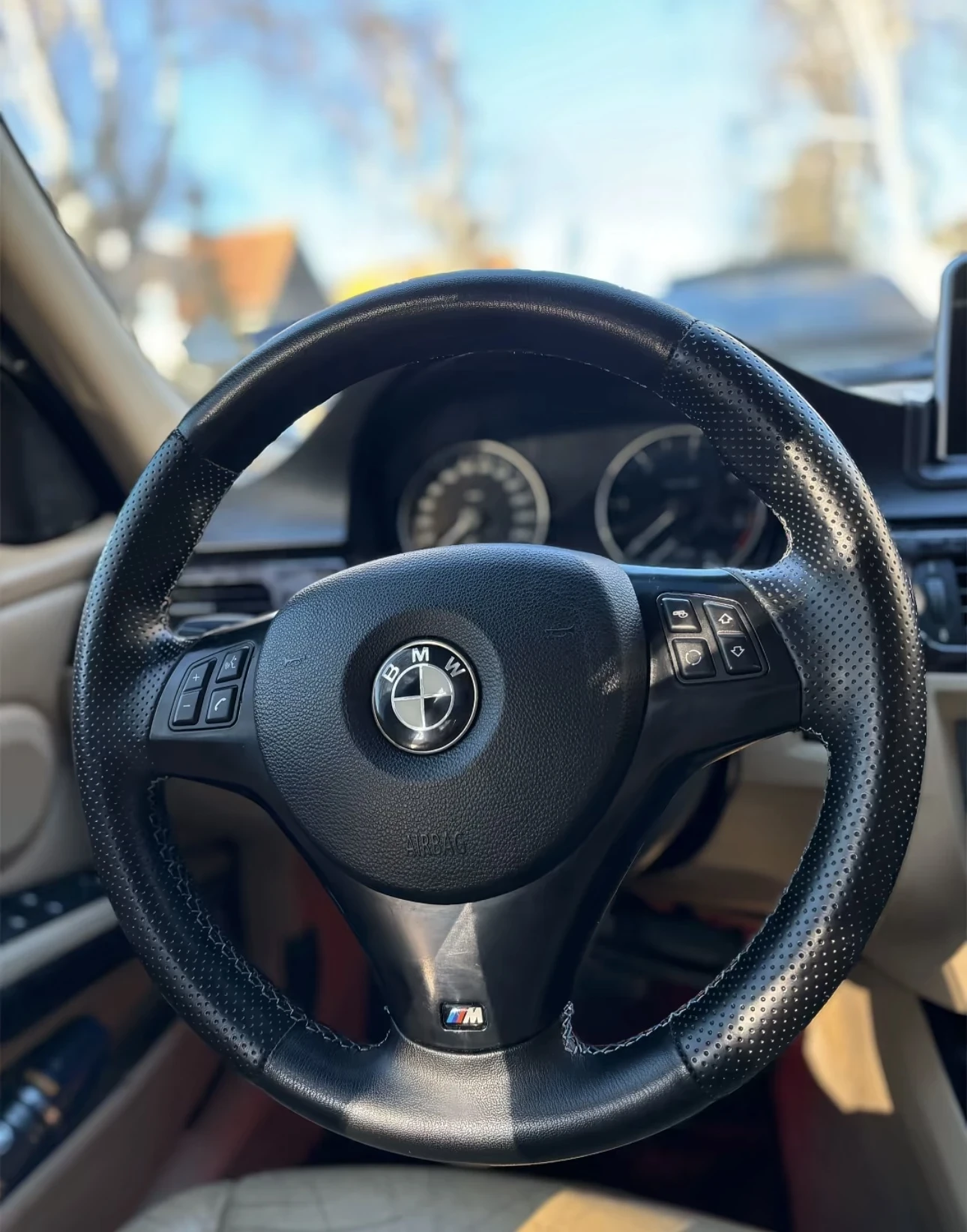 BMW 320  - изображение 8
