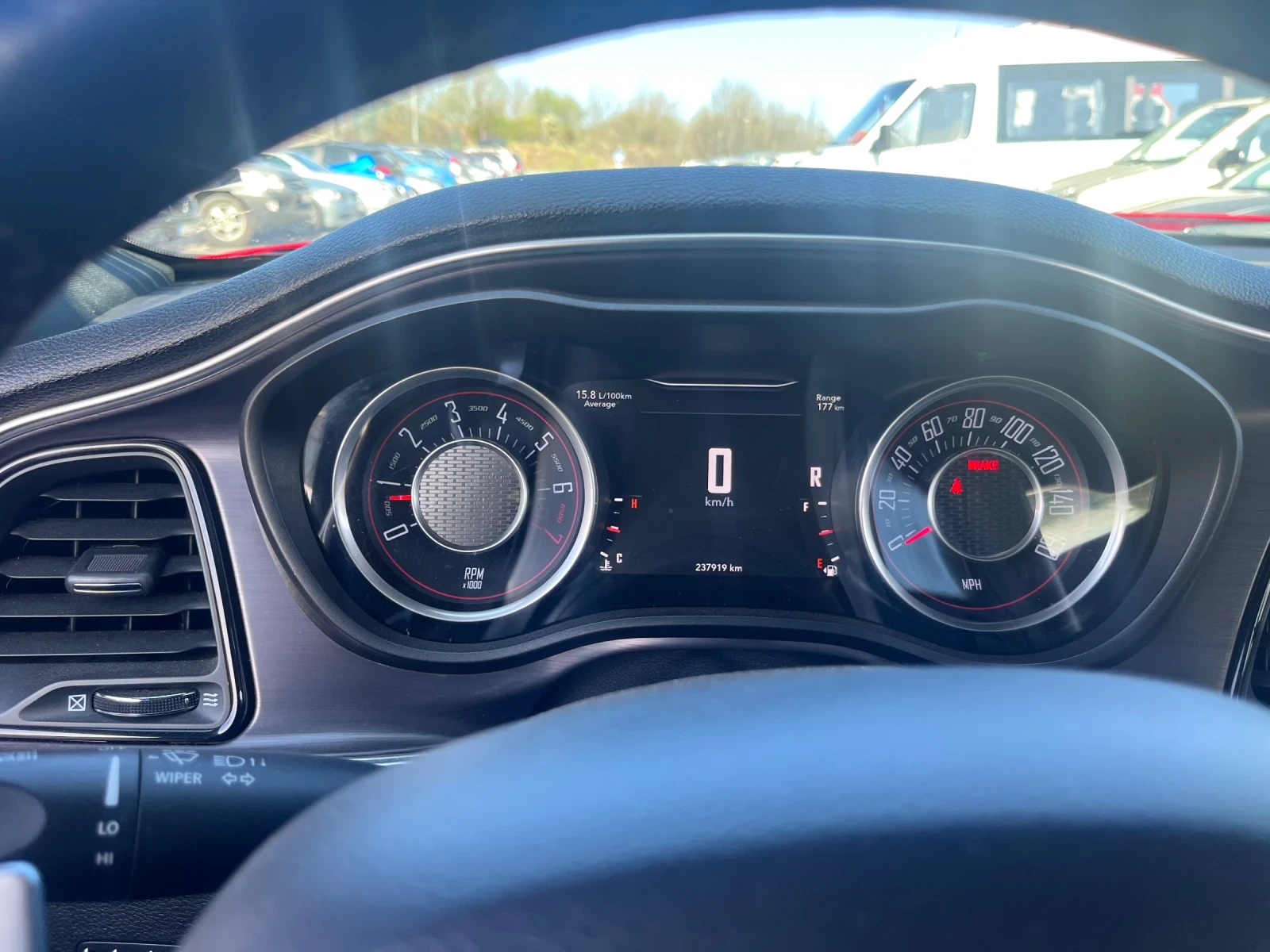 Dodge Challenger 3.6 SXT, снимка 13 - Автомобили и джипове - 53930378