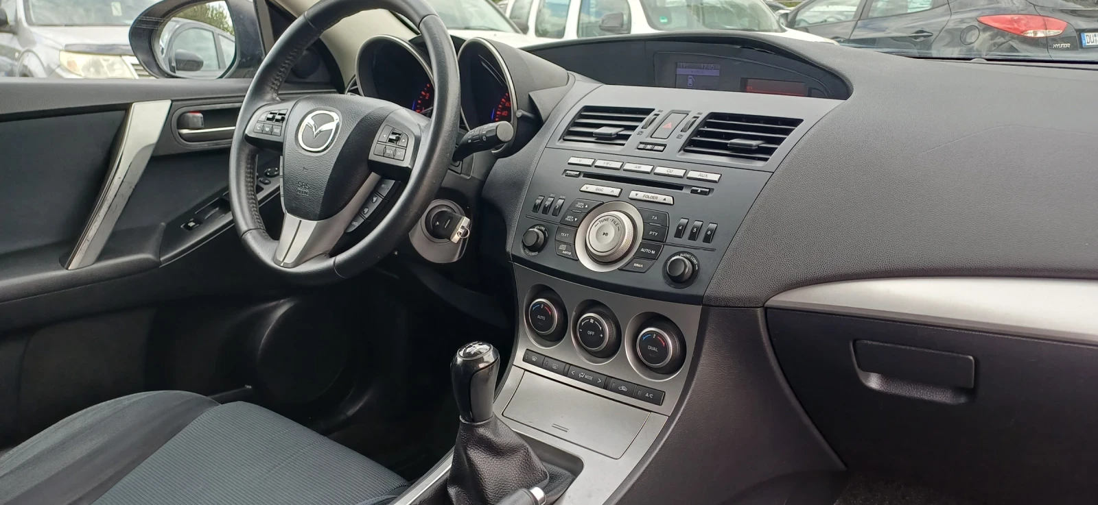 Mazda 3  - изображение 9