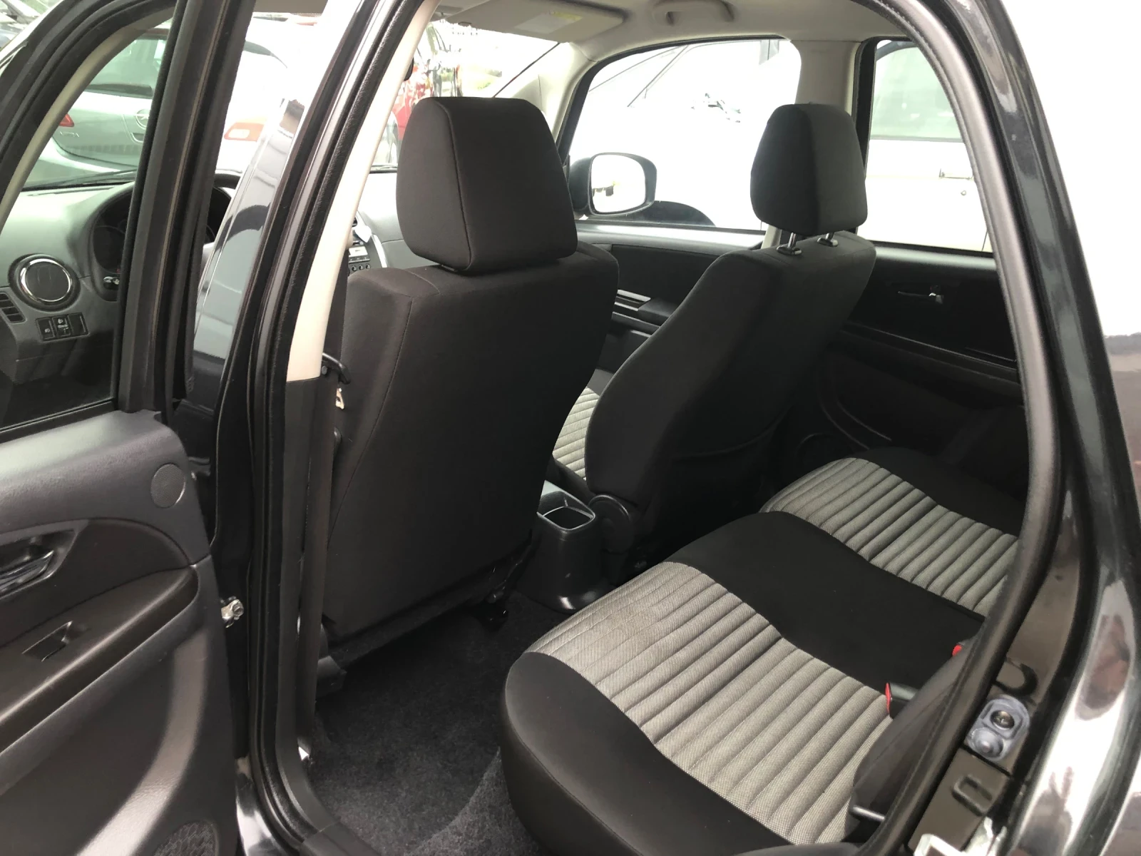 Fiat Sedici 4х4 - изображение 7
