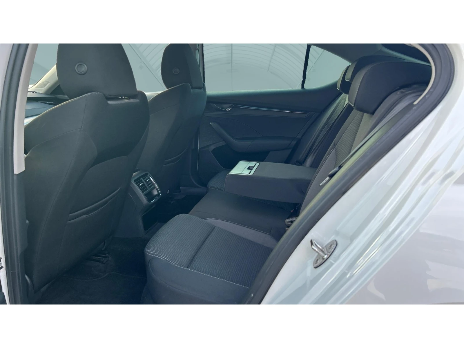 Skoda Octavia 2.0 TDi  M/T,    499 . | Mobile.bg   12