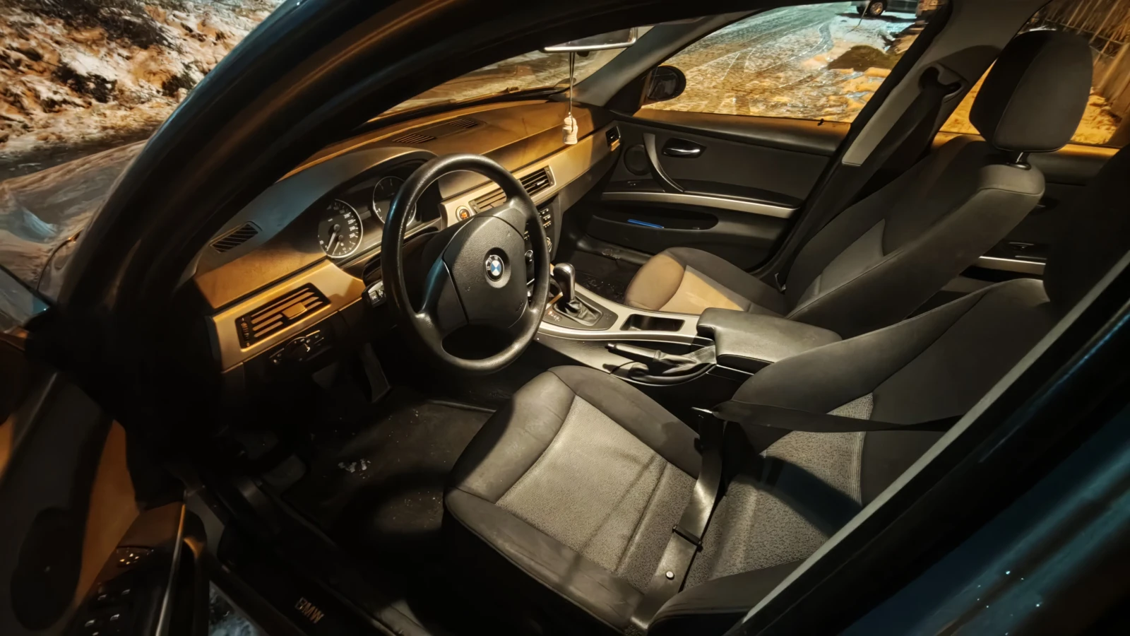 BMW 320  - изображение 6