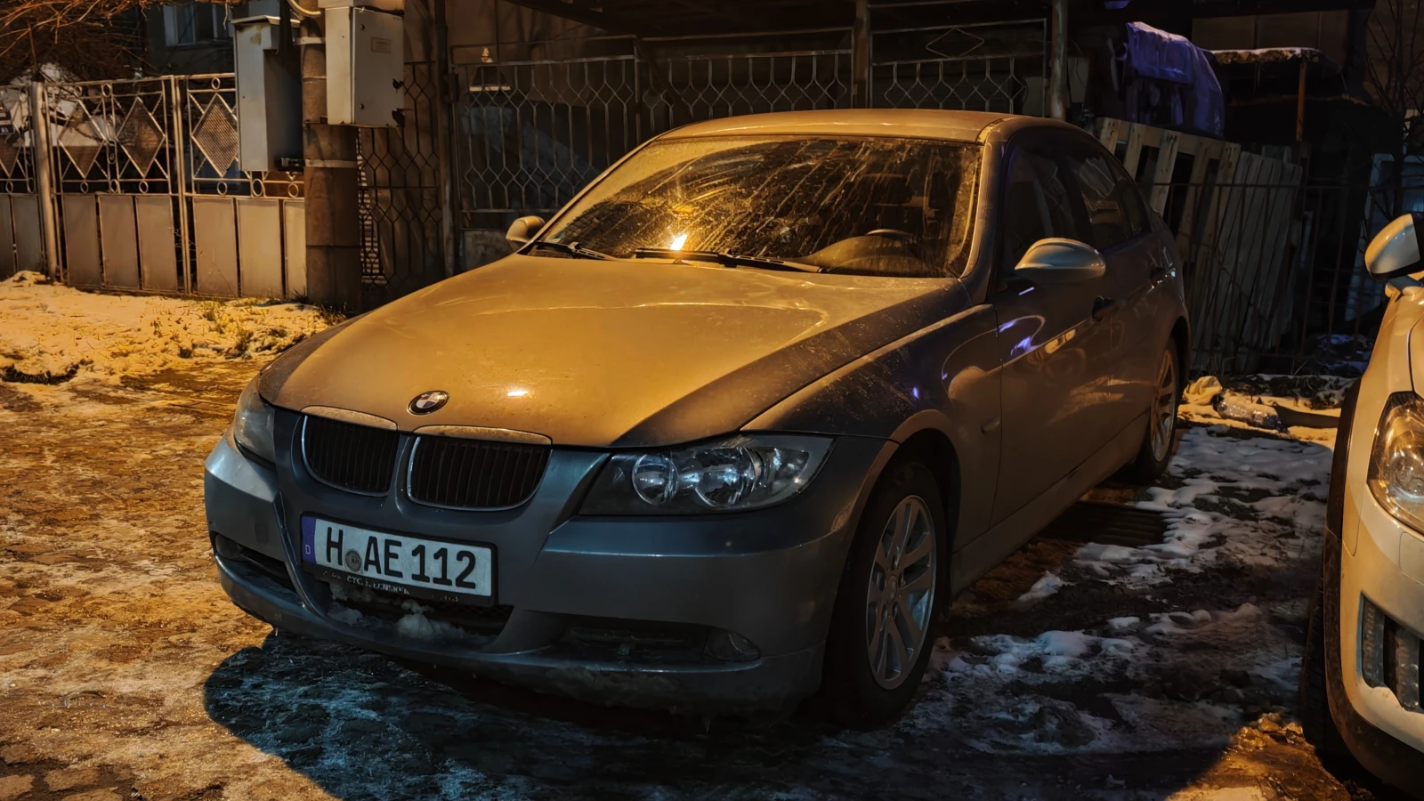 BMW 320  - изображение 8