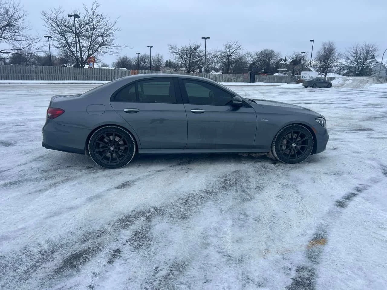 Mercedes-Benz E 53 AMG CARFAX - изображение 2