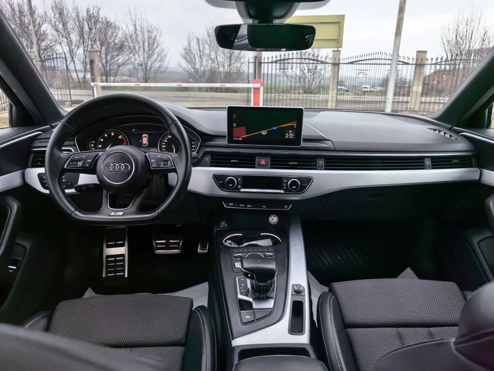 Audi A4 2, 0i S-line, снимка 7 - Автомобили и джипове - 53937609