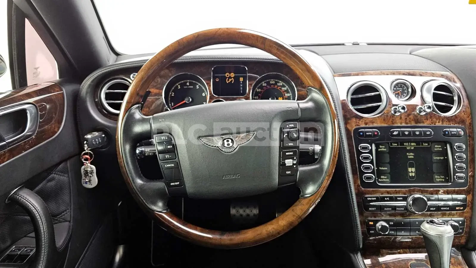 Bentley Flying Spur W12* КРАЙНА ЦЕНА, снимка 6 - Автомобили и джипове - 53965705