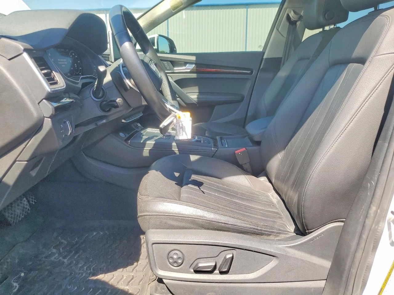 Audi Q5 PREMIUM PLUS, снимка 7 - Автомобили и джипове - 54051342