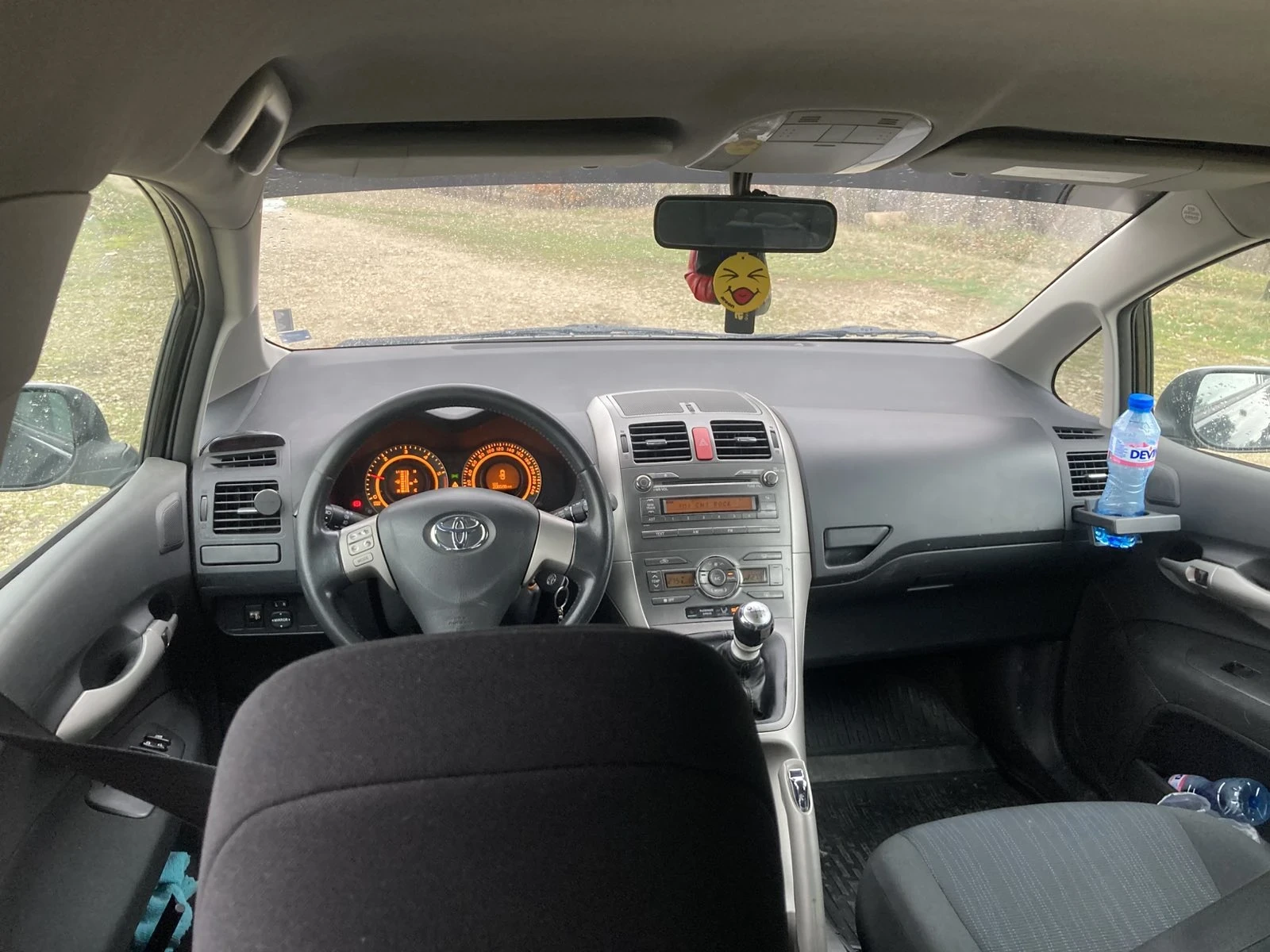 Toyota Auris, снимка 5 - Автомобили и джипове - 54237268