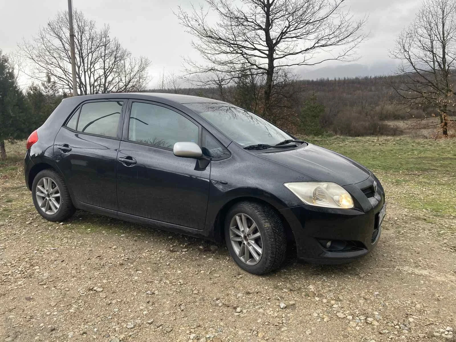 Toyota Auris, снимка 2 - Автомобили и джипове - 54237268