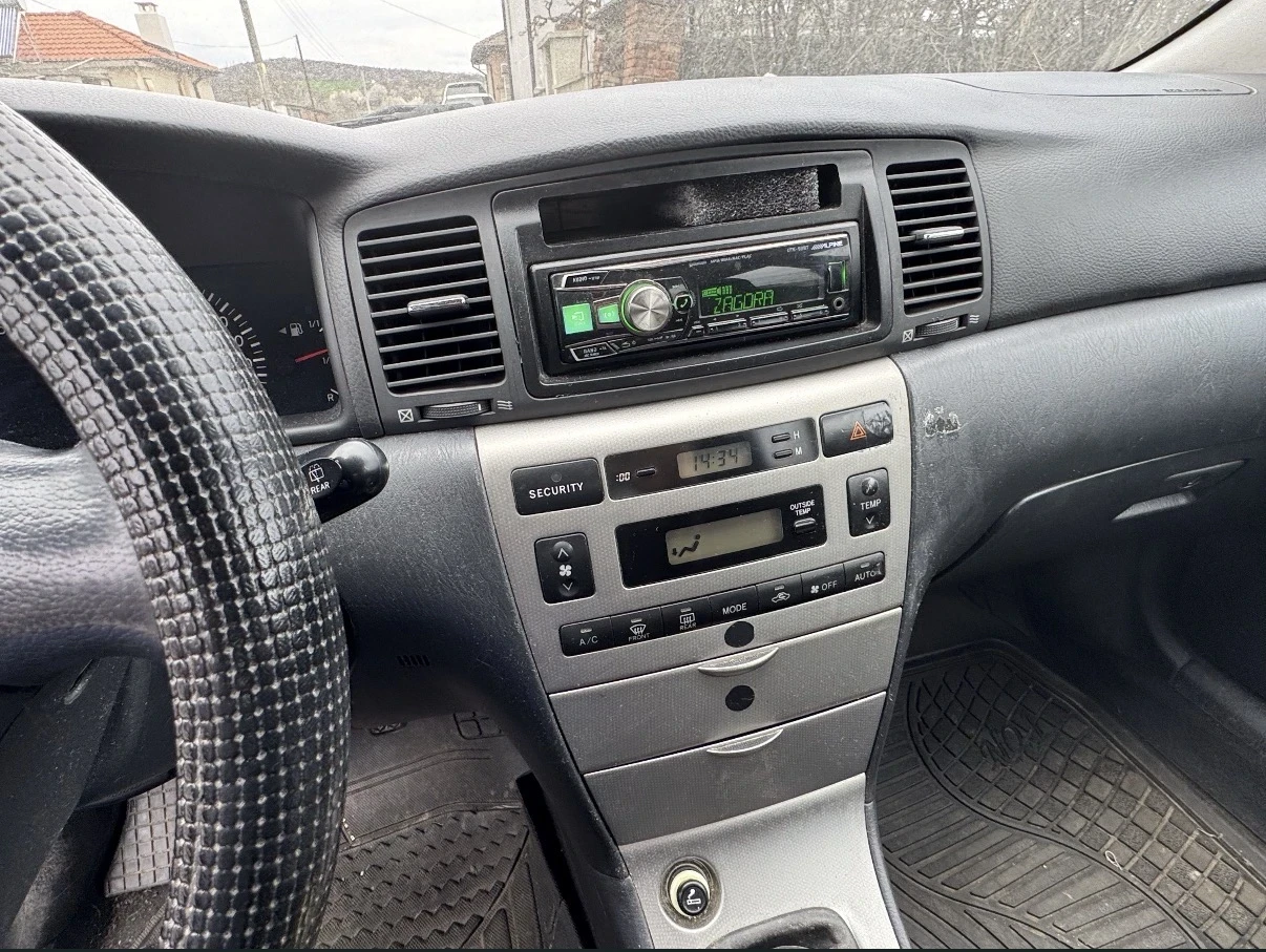 Toyota Corolla, снимка 4 - Автомобили и джипове - 54326648