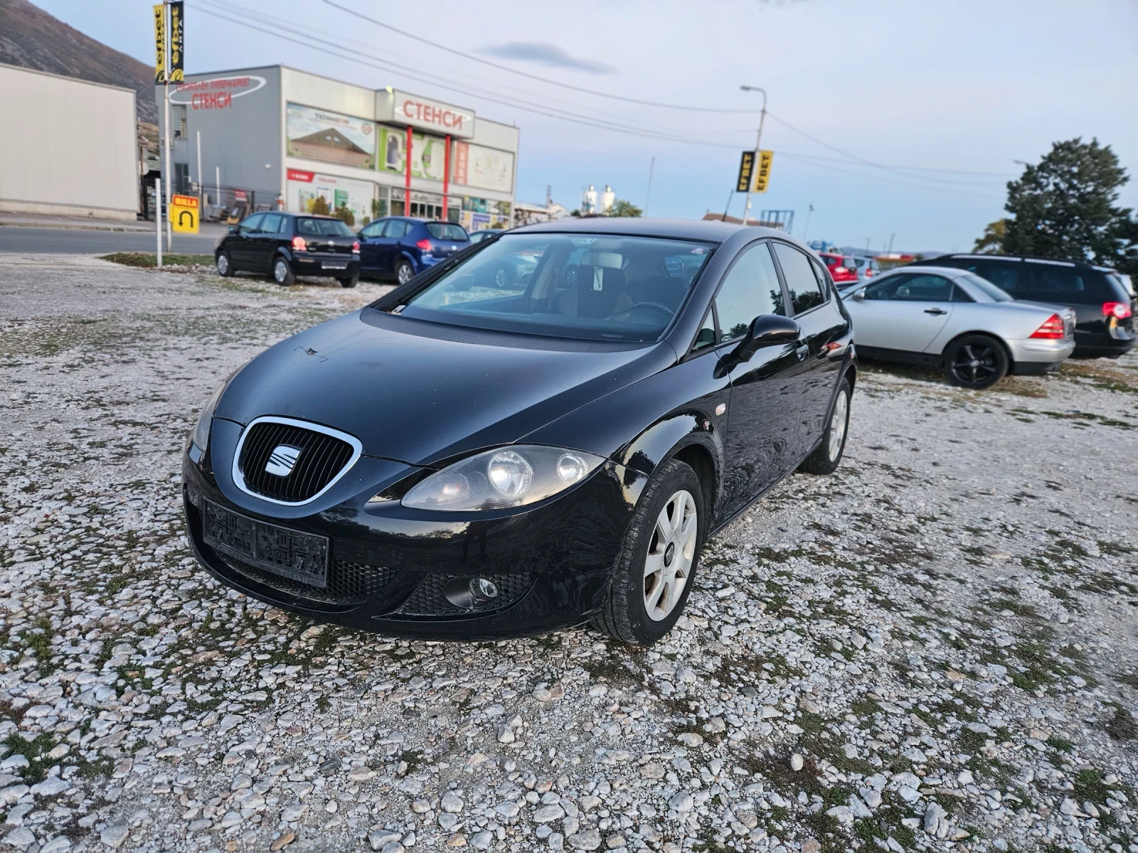 Seat Leon 1.4/LIMITED EDITION , снимка 8 - Автомобили и джипове - 54410505