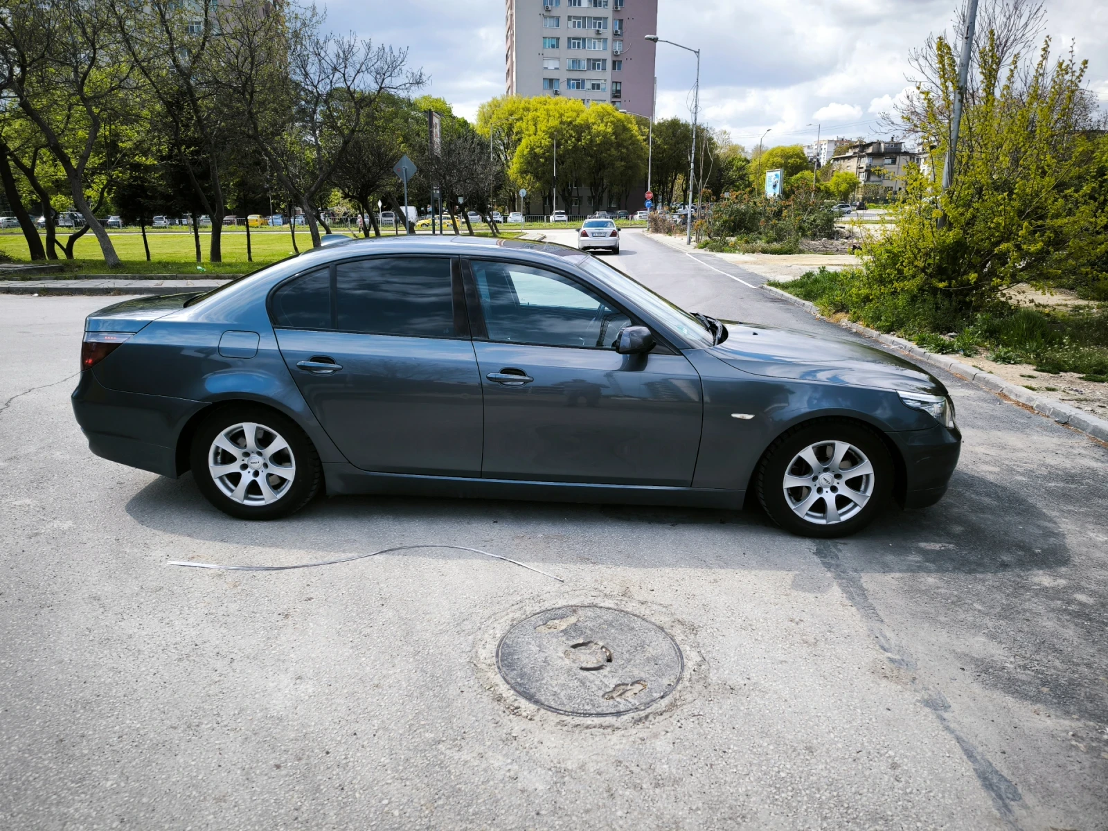 BMW 525 Facelift, снимка 5 - Автомобили и джипове - 54554700