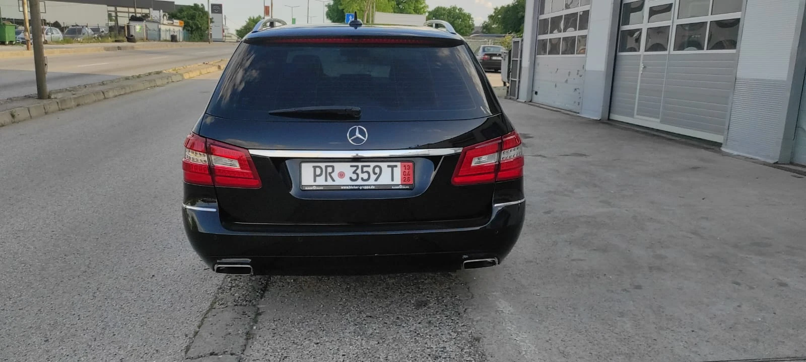 Mercedes-Benz E 350 4MATIC/AIRMATIC, снимка 6 - Автомобили и джипове - 54838657