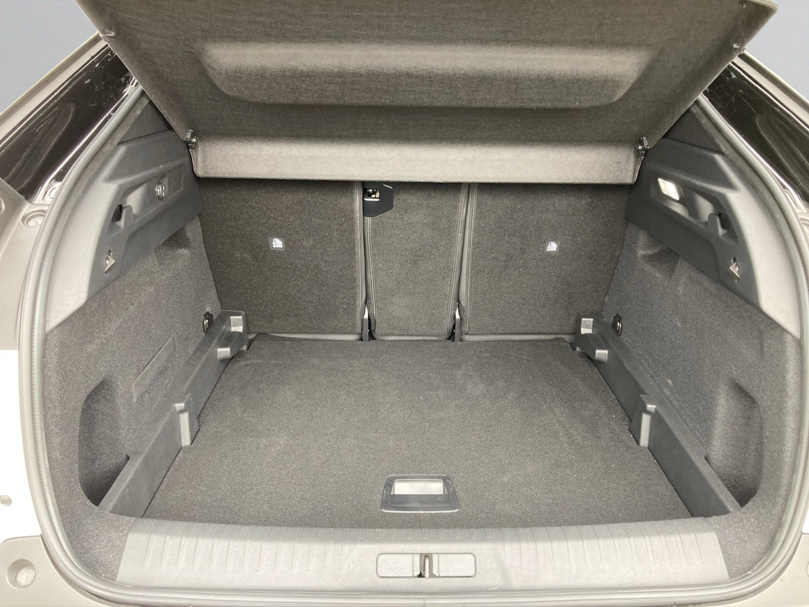 Peugeot 3008 GT EXCLUSIVE HYBRID 145 48V e-DCS6 EURO 6.4, снимка 9 - Автомобили и джипове - 54868708