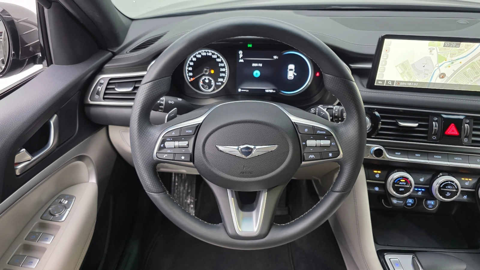Genesis G70 Shooting Brake 2.0T* ДИСТРОНИК* ПОДГРЕВ* ОБУДХВАНЕ, снимка 6 - Автомобили и джипове - 55039005