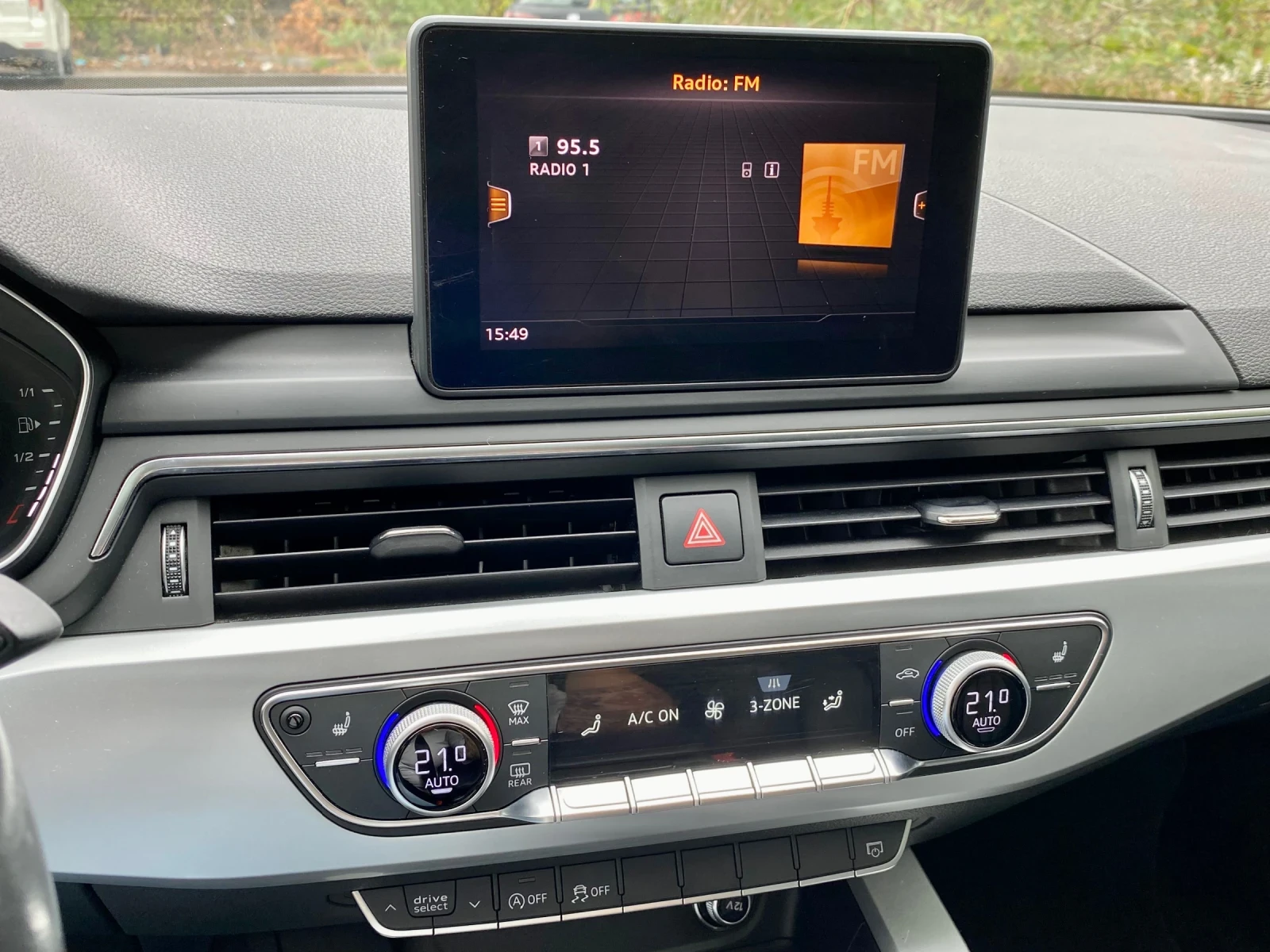 Audi A4 | Mobile.bg � ����������� 10