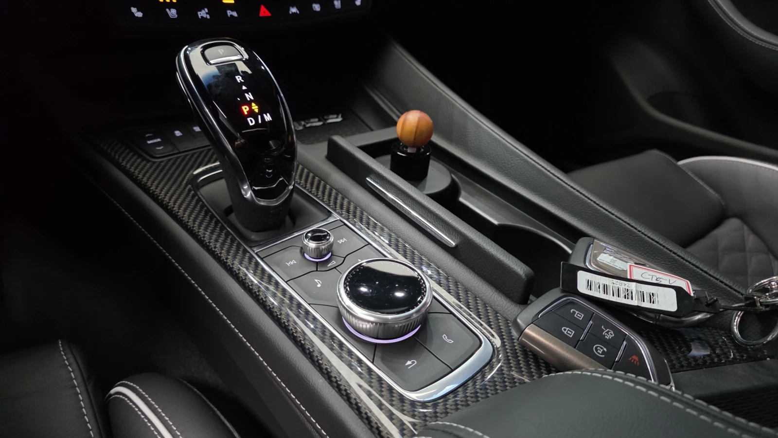Cadillac Cts V Blackwing* BLIND SPOT* 360* HUD* ЛЮК* КРАЙНА ЦЕН, снимка 9 - Автомобили и джипове - 55496093
