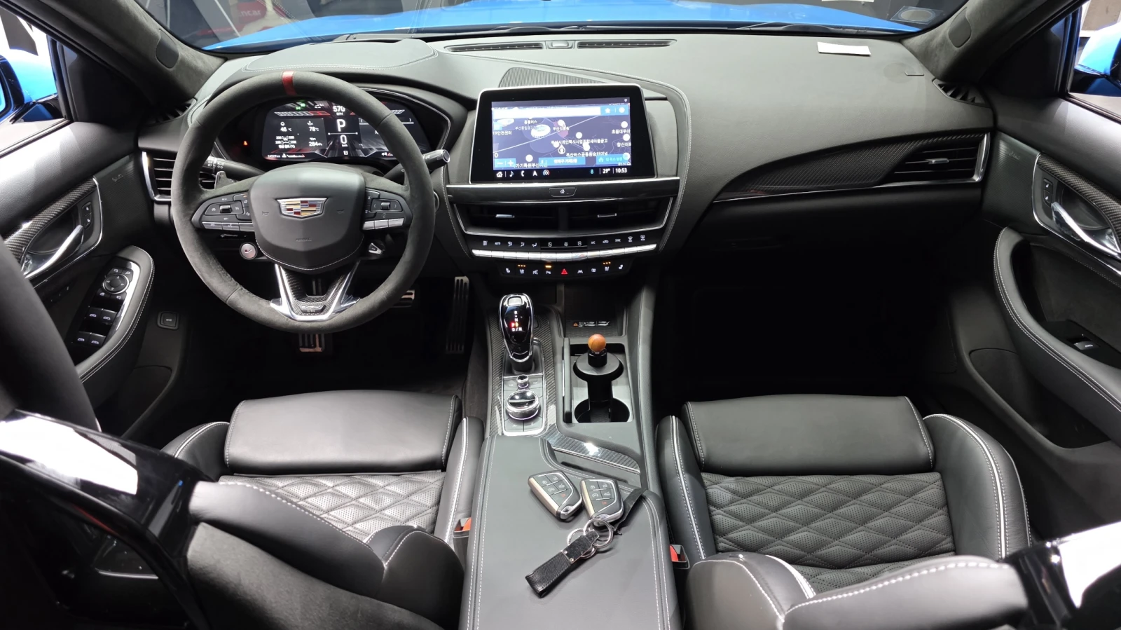 Cadillac Cts V Blackwing* BLIND SPOT* 360* HUD* ЛЮК* КРАЙНА ЦЕН, снимка 7 - Автомобили и джипове - 55496093