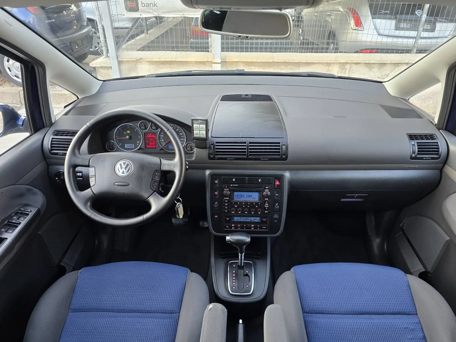 VW Sharan 1.9TDI BUSINESS 7MECTA, снимка 14 - Автомобили и джипове - 55647420