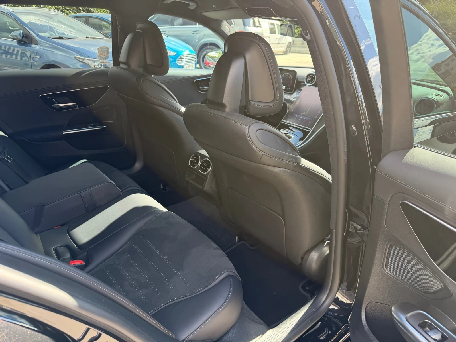 Mercedes-Benz C 220 4Matic AMG, снимка 10 - Автомобили и джипове - 56194267