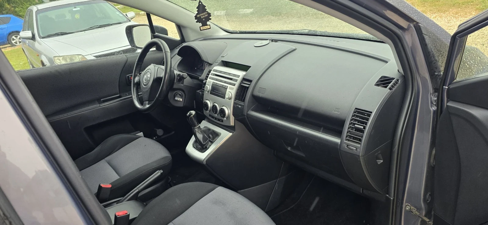 Mazda 5 1.8i, снимка 14 - Автомобили и джипове - 56515709